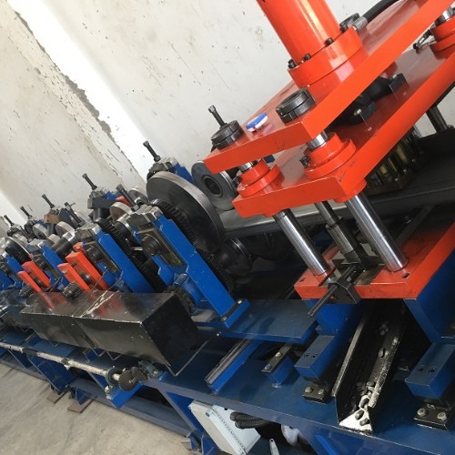 cz-purlin-machine